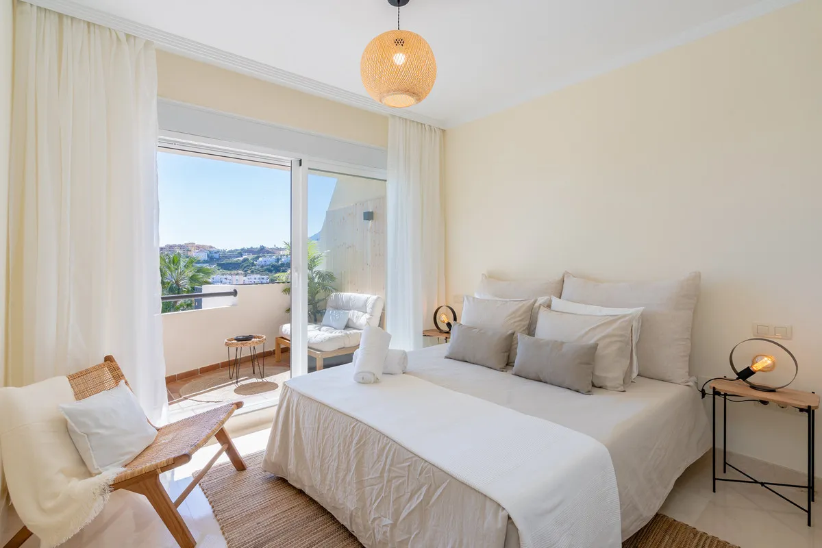 27383ec5-2949-4fb9-9411-50ce4336751c