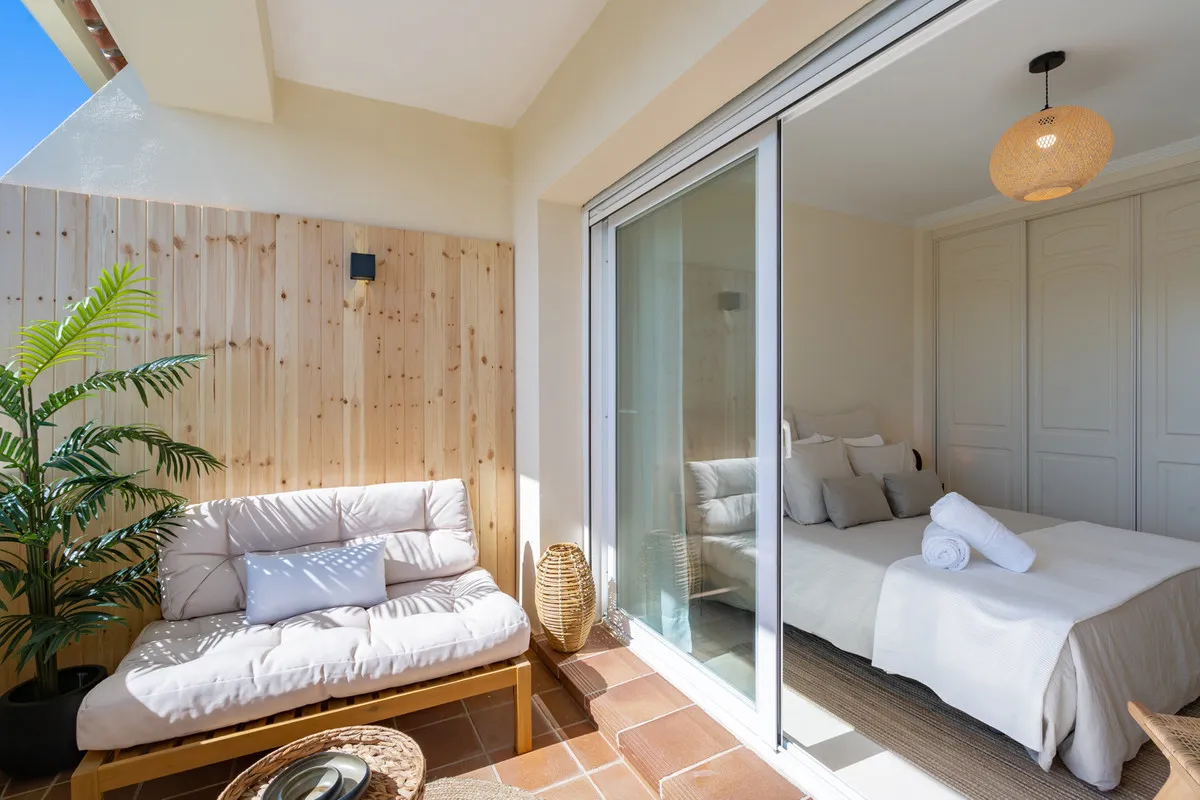 312e3acb-98b8-4fb1-a7bc-9bae5721bdb3