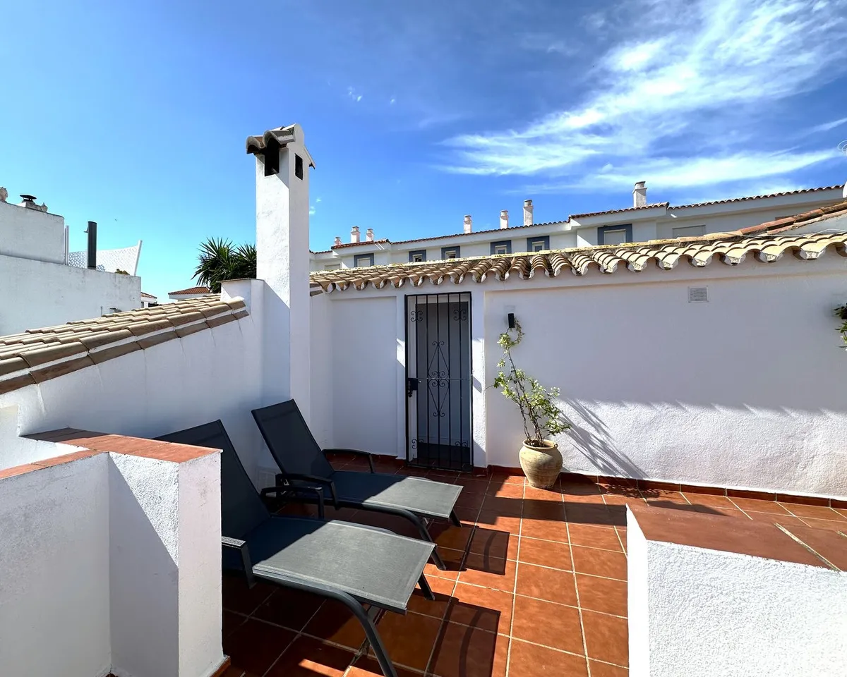 06fcaac5-1e97-400f-beb9-ede5c8ee9b26