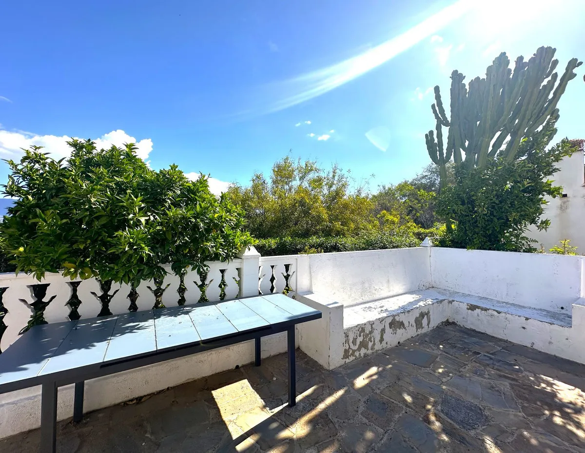 52de5756-b99d-49e7-a0c4-0e7f0a1a03c3