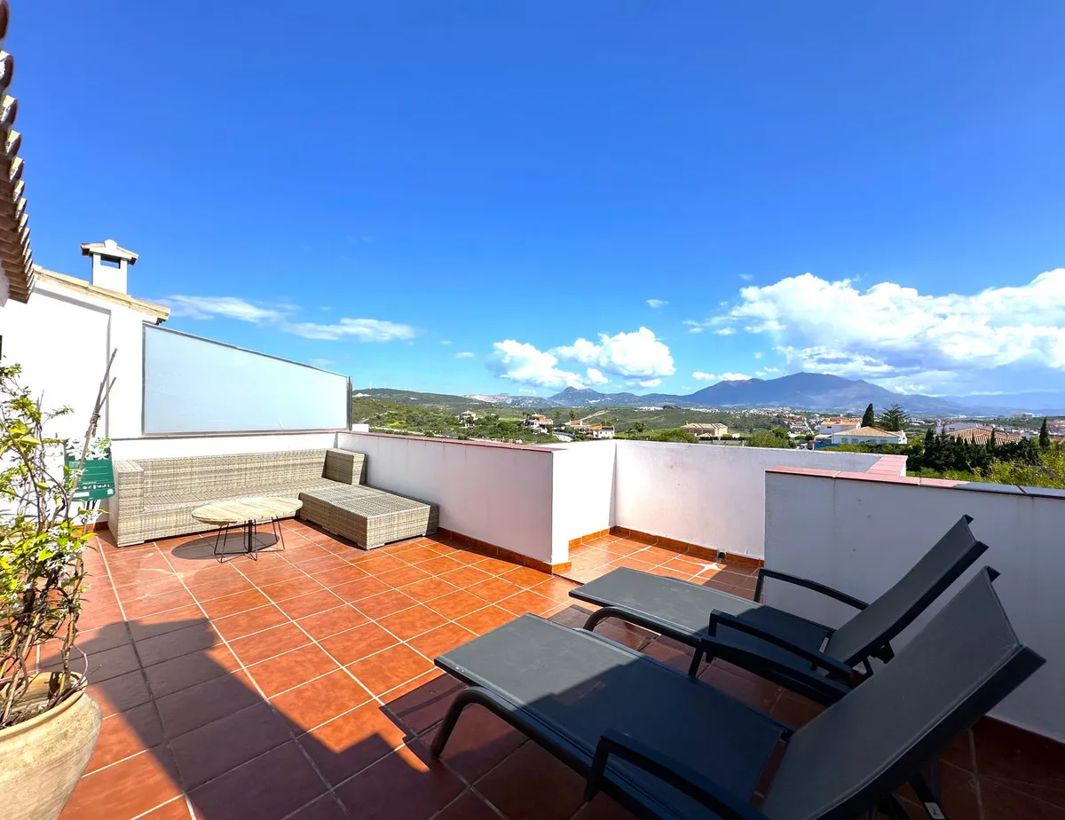 d18d383f-c639-4555-9d7c-fd6a68f0bb28