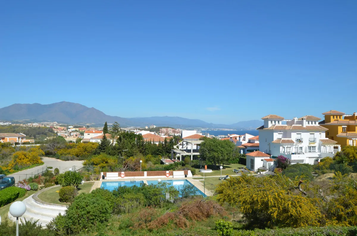 ff69eeb3-c6b1-466b-a1a8-85ea743cafdc