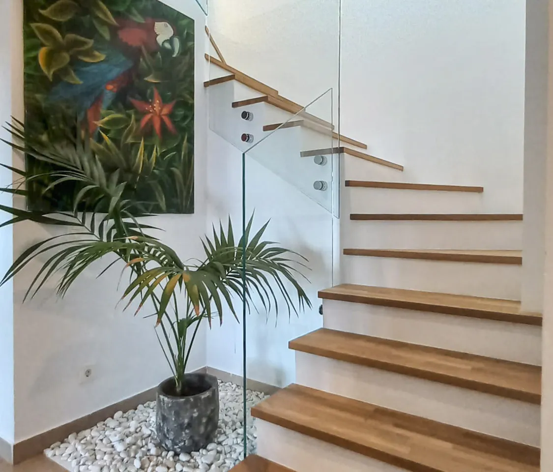 09f34511-e1e7-403f-9516-a6d5482cc0ed