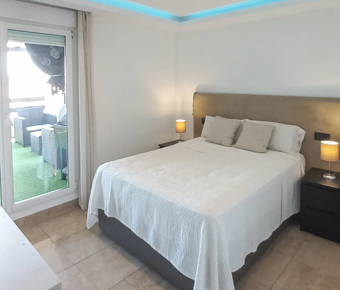 e0a13b1f-a626-4795-b2e4-2e8555992d6c