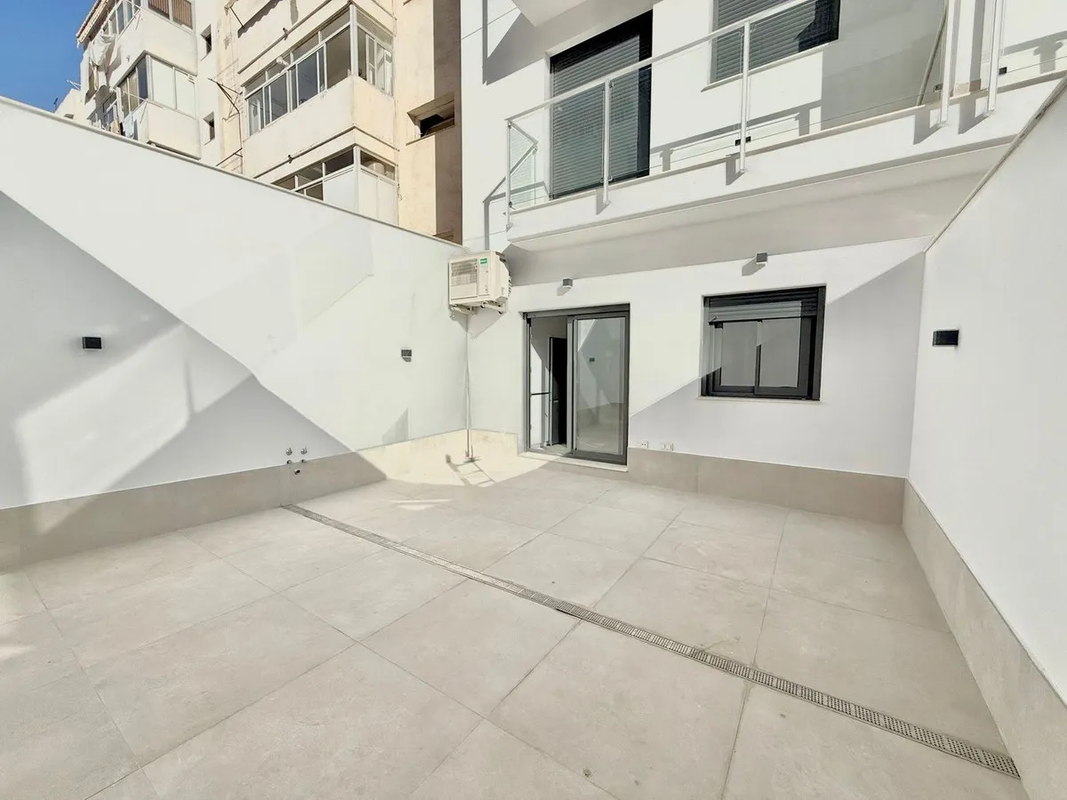 1a094b3a-f93f-4ec0-b638-d885ff9884da