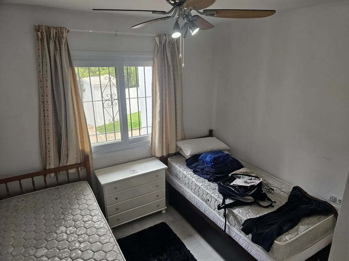 4fd0cc80-1a7b-461a-9f53-47759bb9e7ae