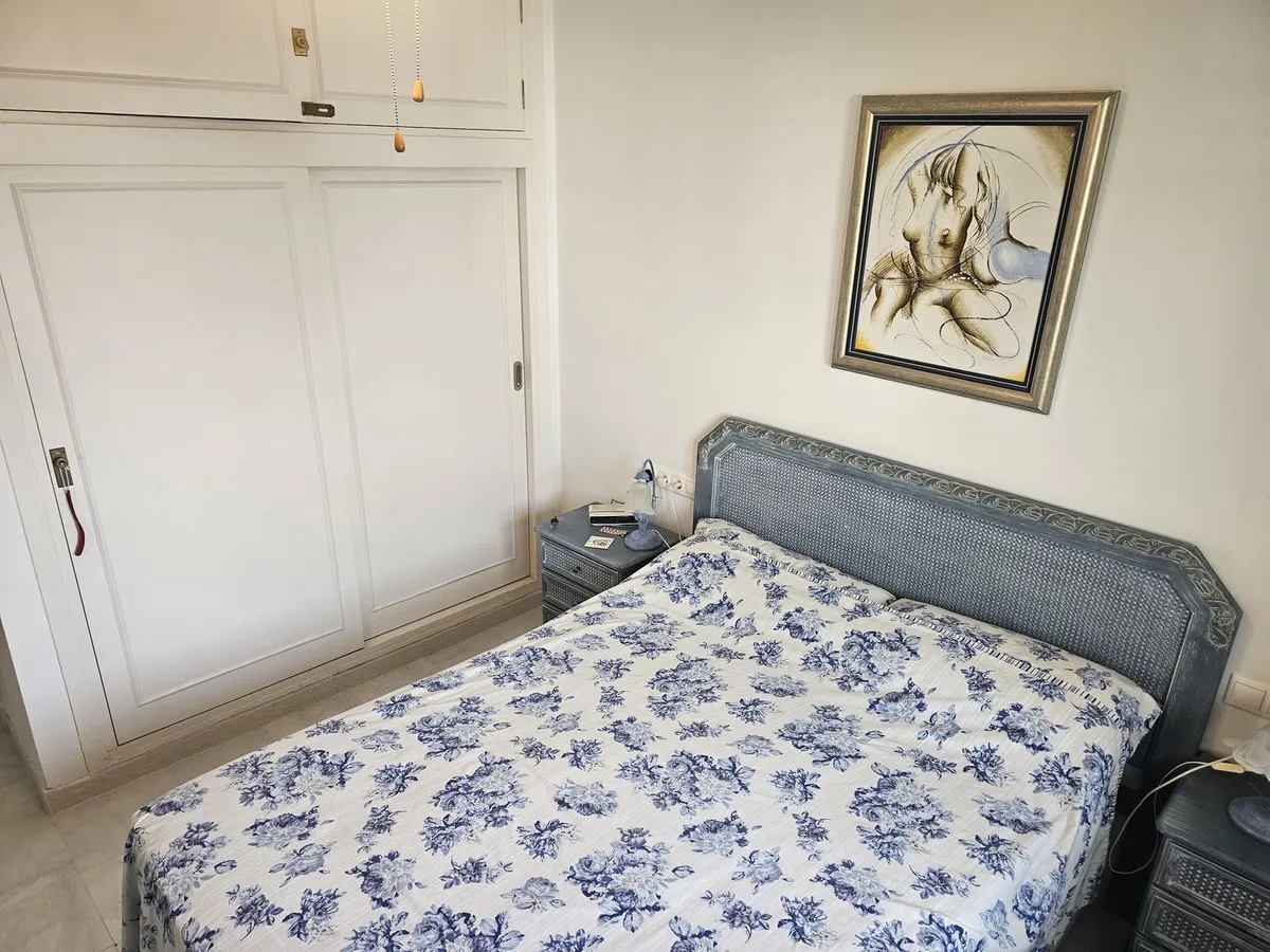 8f40b9b1-8839-448a-8299-65b0f8fca149