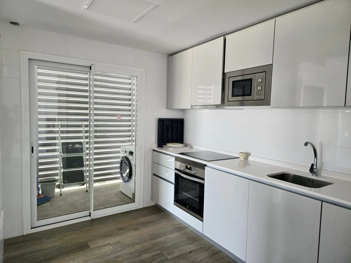 7ee34af7-1927-49e6-a480-1967837525f9