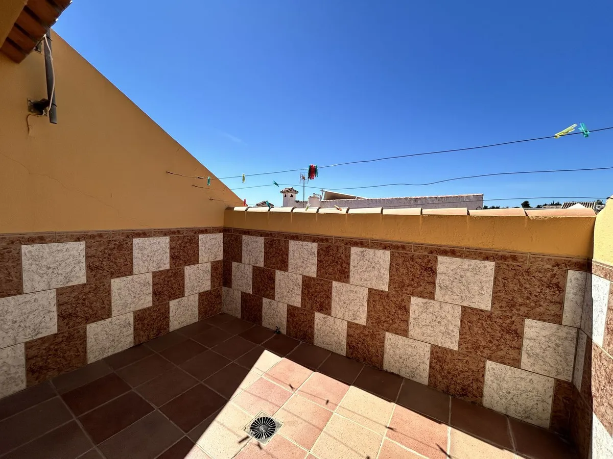 5e4ecdf9-2020-4def-8700-813e5c381f74