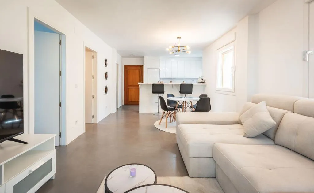 9d534347-905c-46eb-8825-3c97a4888010