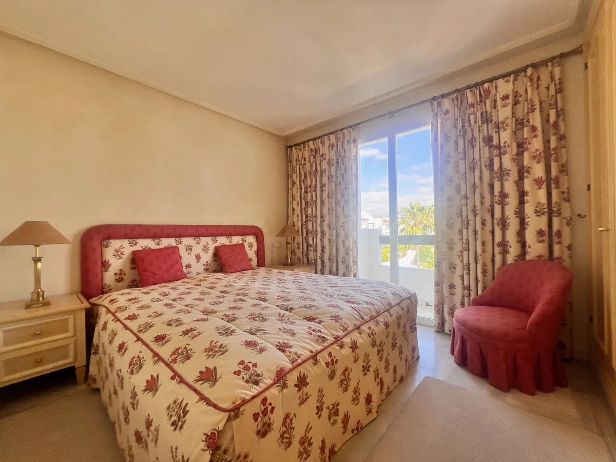 480aa82b-81da-4672-87df-b841ea9e7146