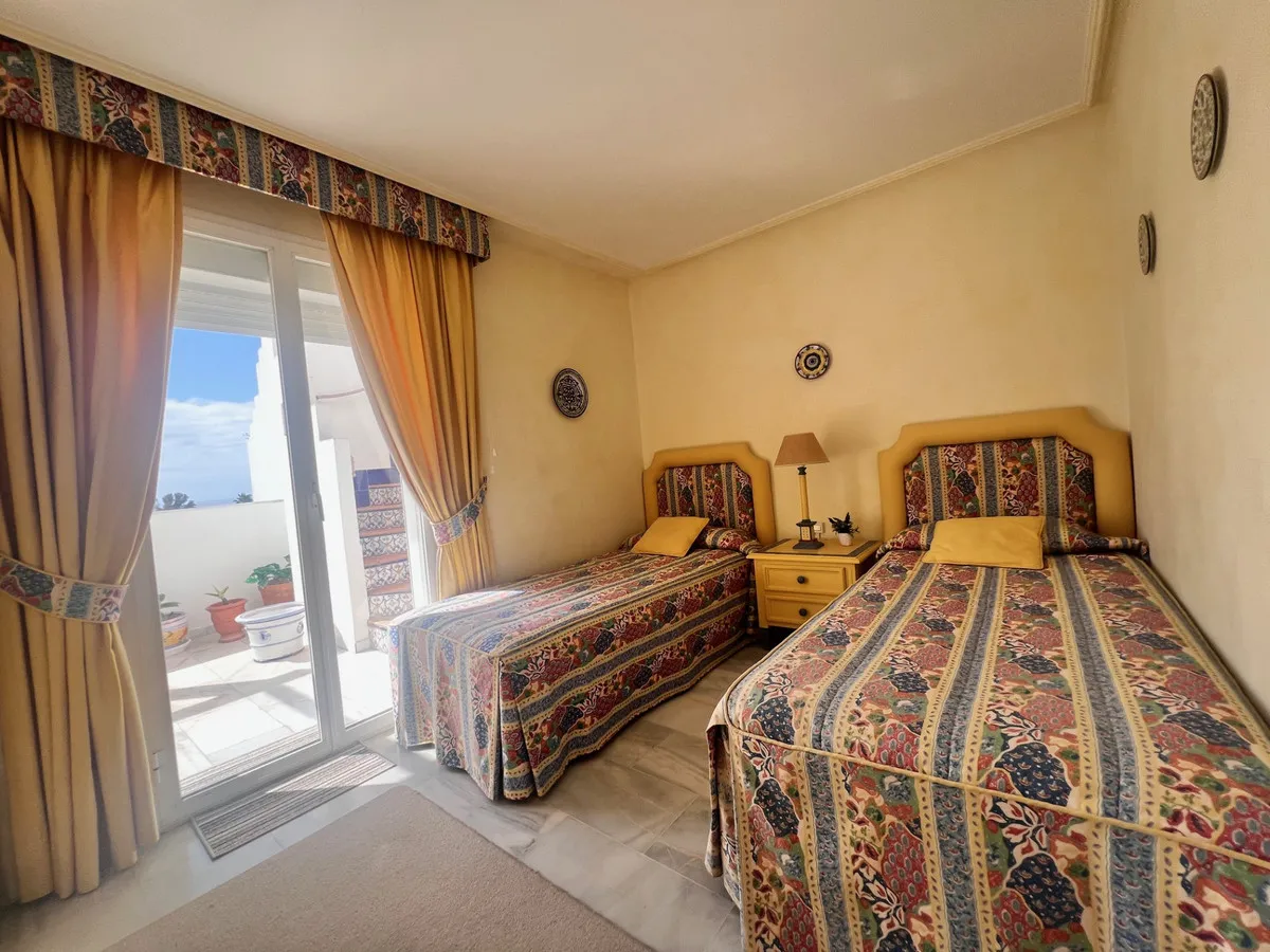 9f0c8d08-1746-4ed9-b347-21edfa002238