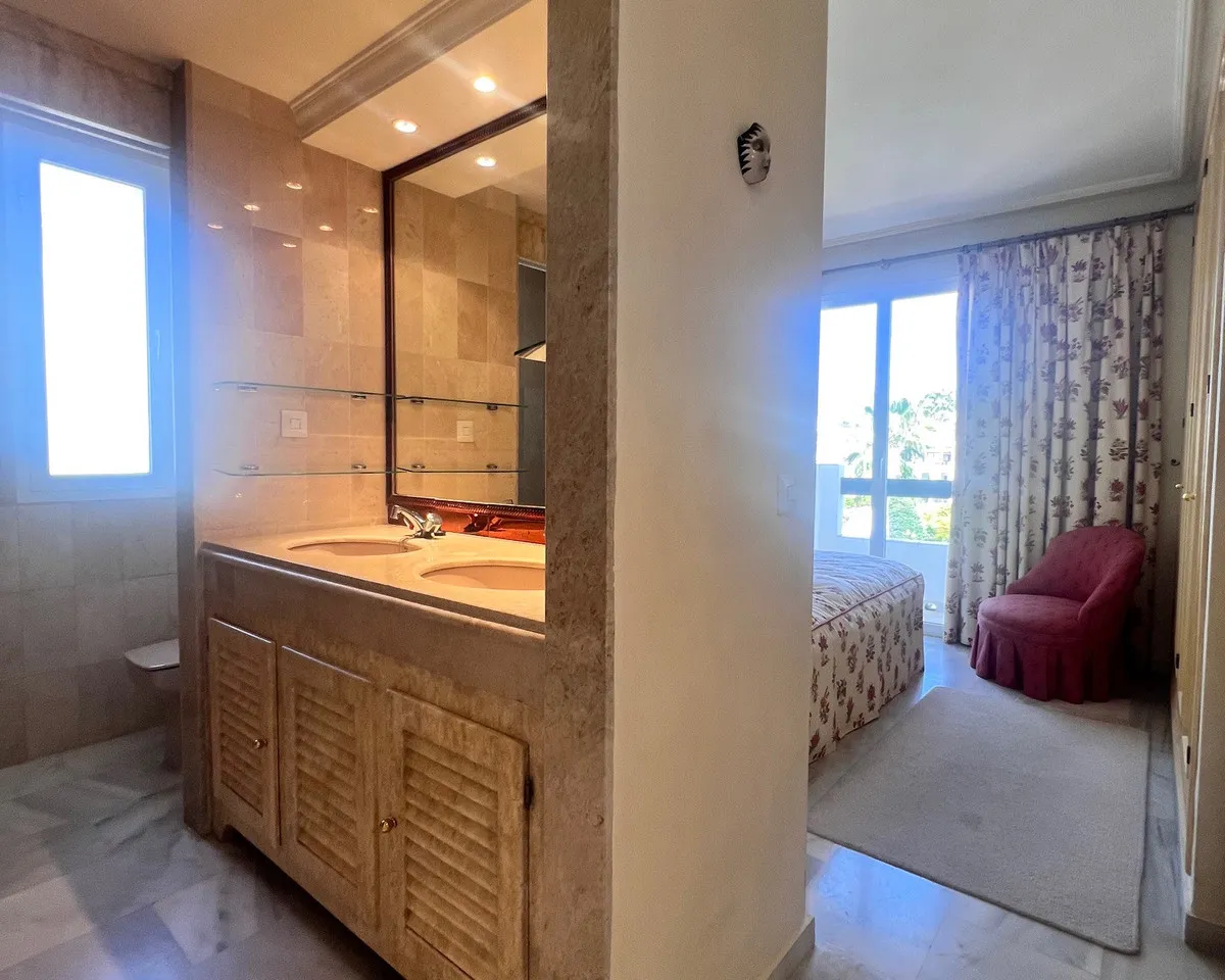 eaaf5e19-50a7-483d-9657-0de730f611a9