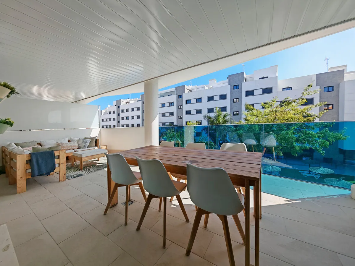 b5e22121-1107-44ce-a718-d956b8492bc1