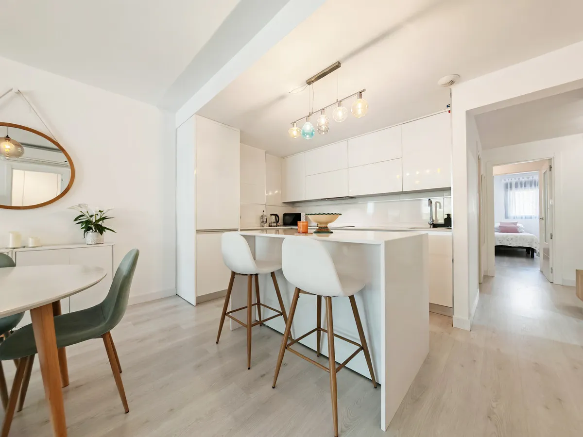 d5126e43-062c-4ca3-a6ec-601c80cafd5a