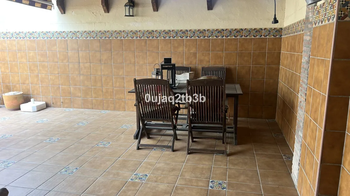 6153c2c3-f7c8-4eea-9014-f449d770f258