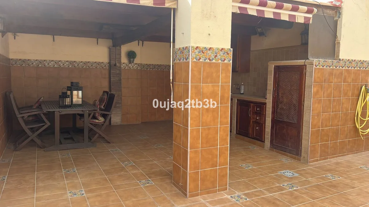 926c4c23-0694-4da5-ad9d-a593399f8e14