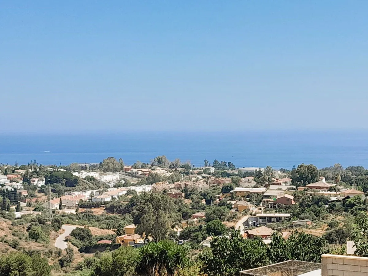 26c9b9ce-c931-46b5-893c-9f6a4aba08cd