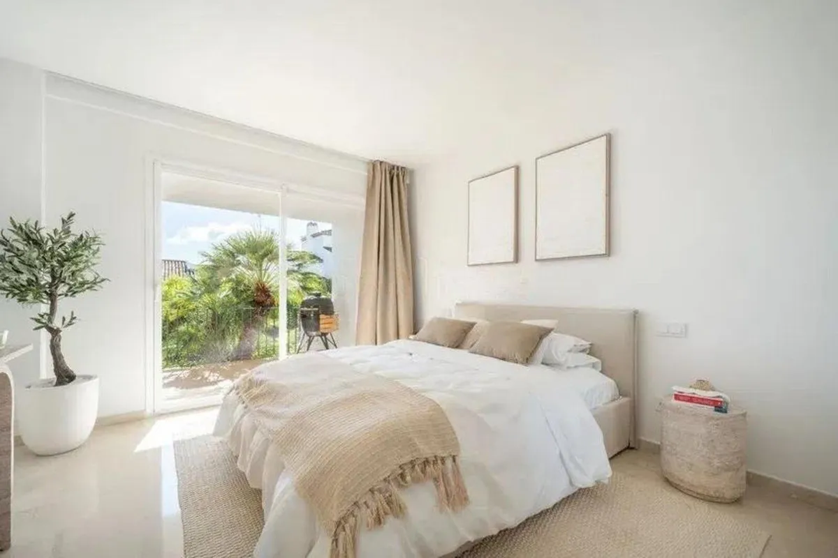 d9a3c6e0-dd23-4a8c-839c-b3a094ce9271