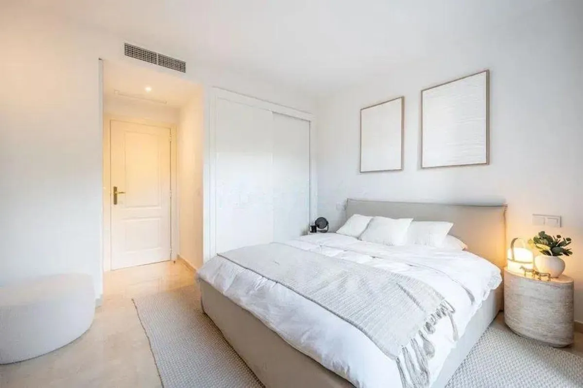 deb5a7e6-445c-4930-977c-03692c494317