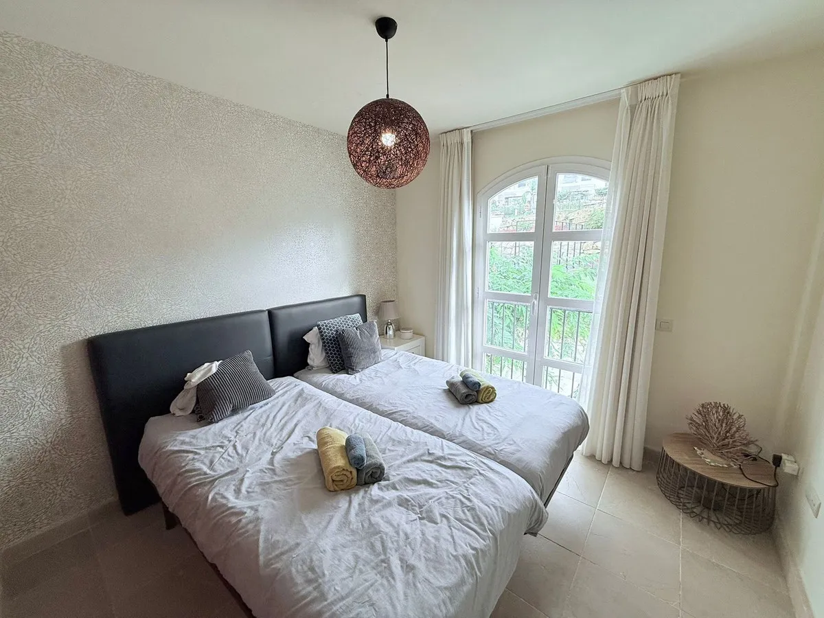 192d6825-48d0-435f-bf79-5bd84b62f08a