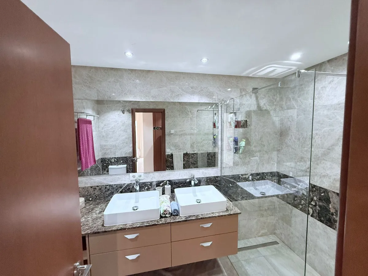 a1836bbc-8a9f-43c9-9bb5-48b41a0d6e56