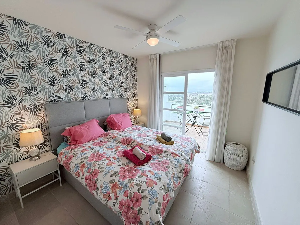 aead85c2-0a7a-4502-9adf-52b3aee63b5e