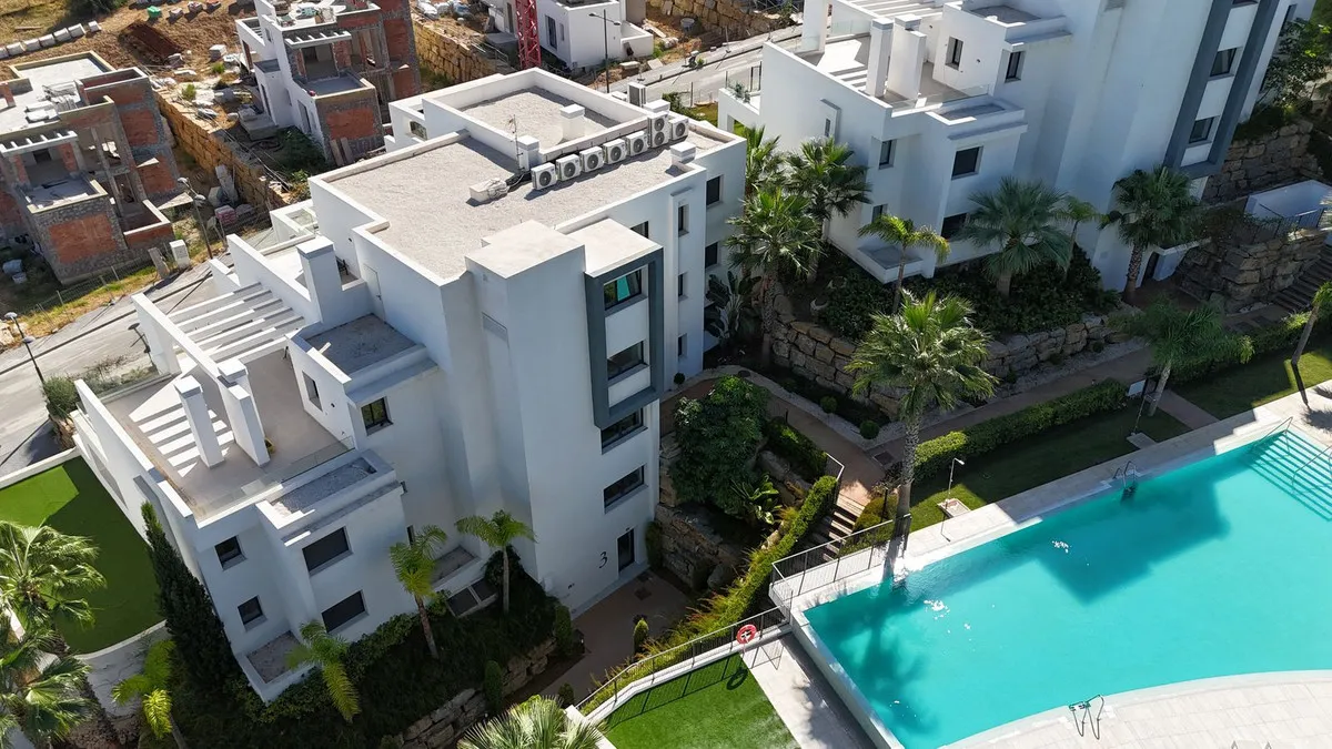 78dbdb87-7821-4b91-8f05-47e337e7e56e