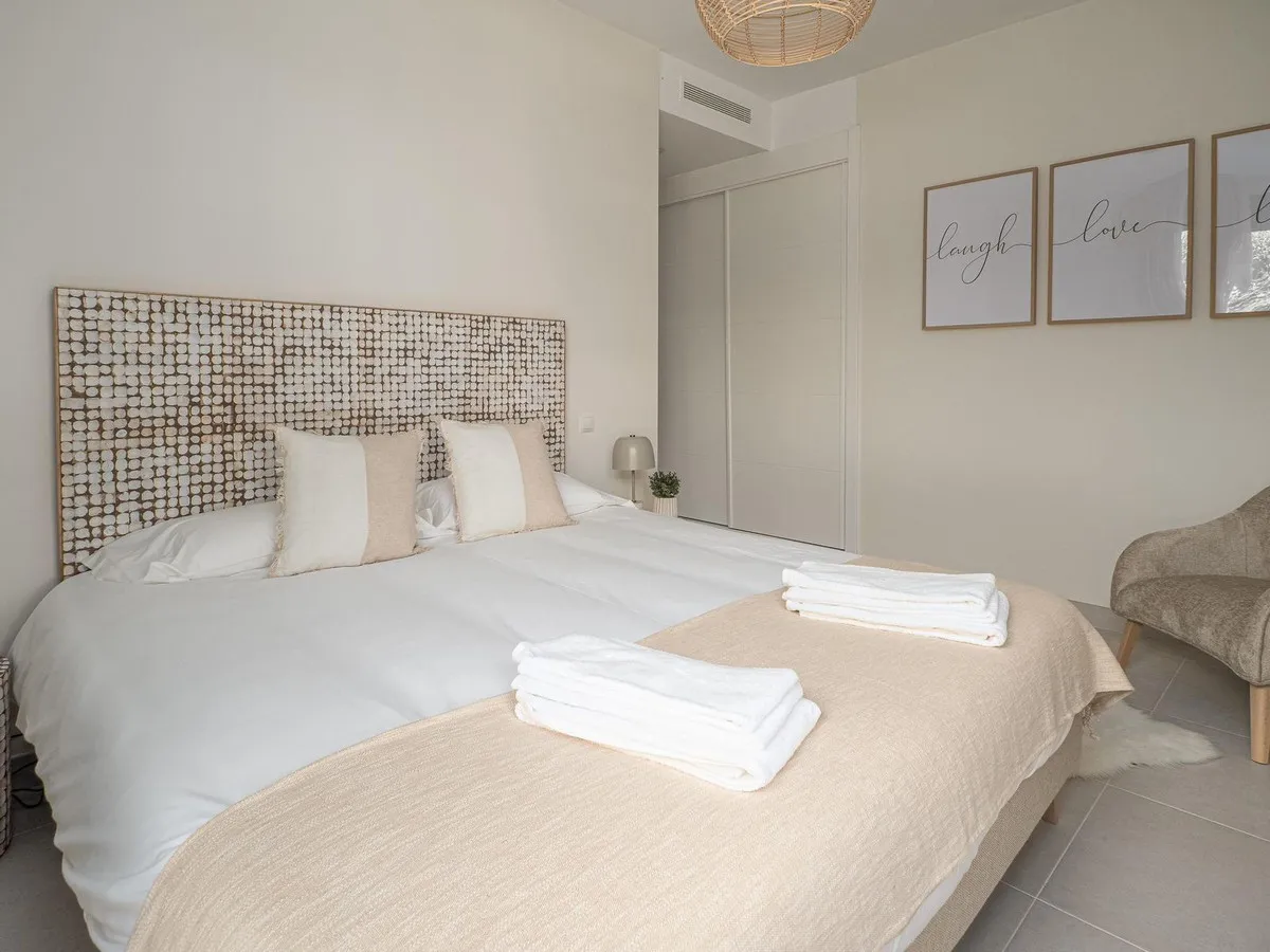 806fd8d7-2f0f-4d7d-a34c-efcf5fa30e42