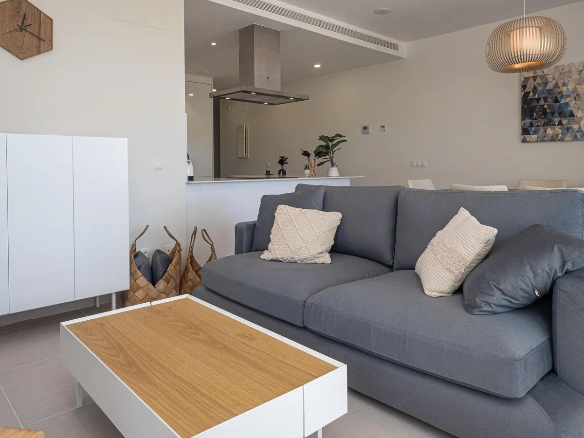 81abaa53-1c99-43f0-870f-fb807d51fcef