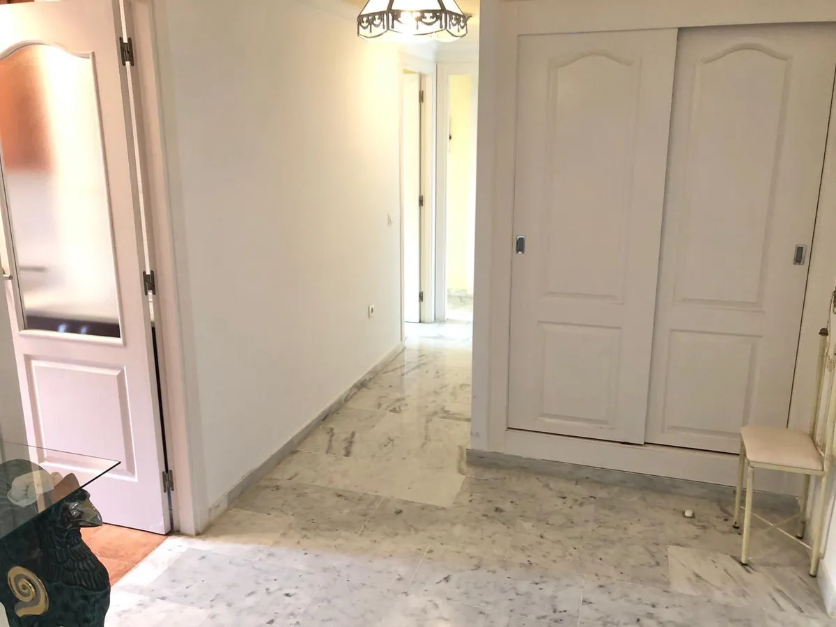 28718c93-cdcd-401e-ba0e-f63e0cf20fbf