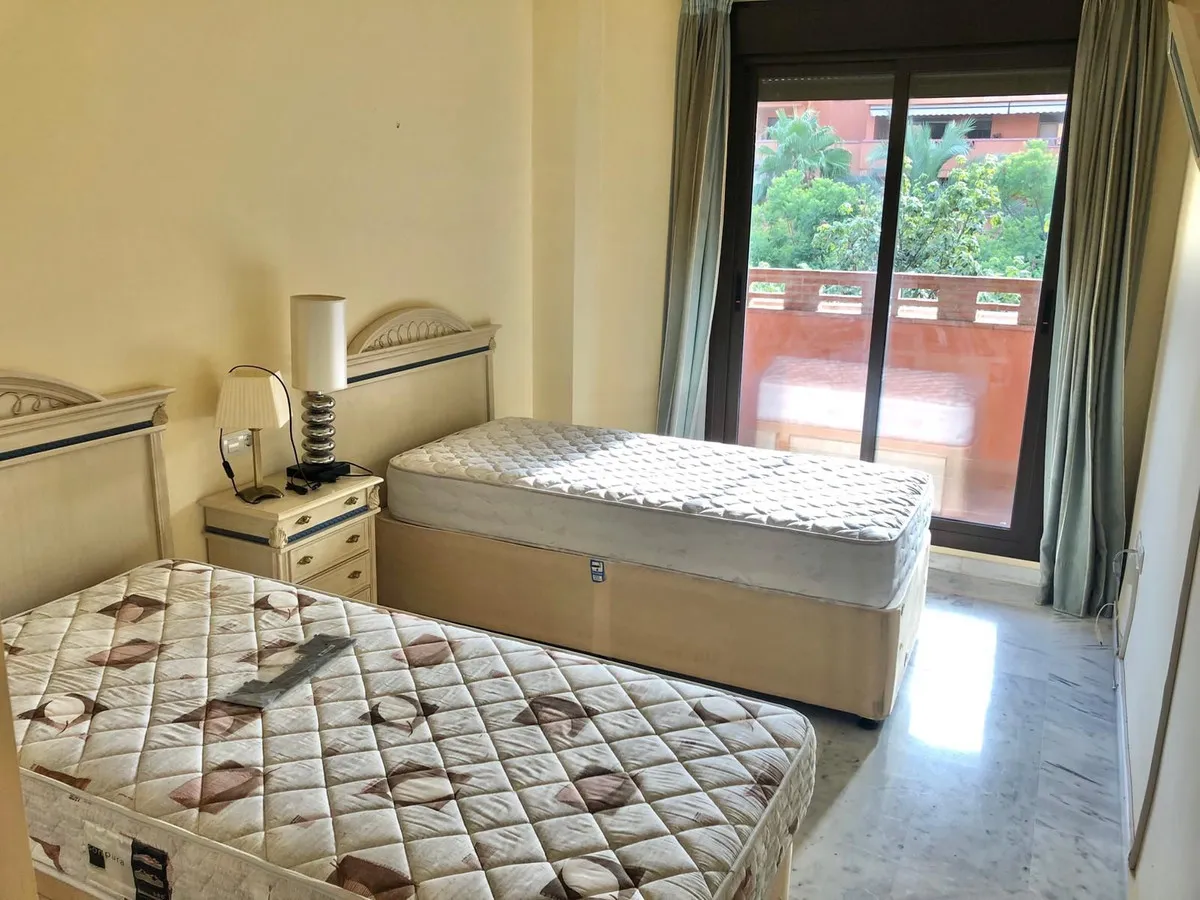 d609734a-c6cc-44ed-aded-0cd08428827f