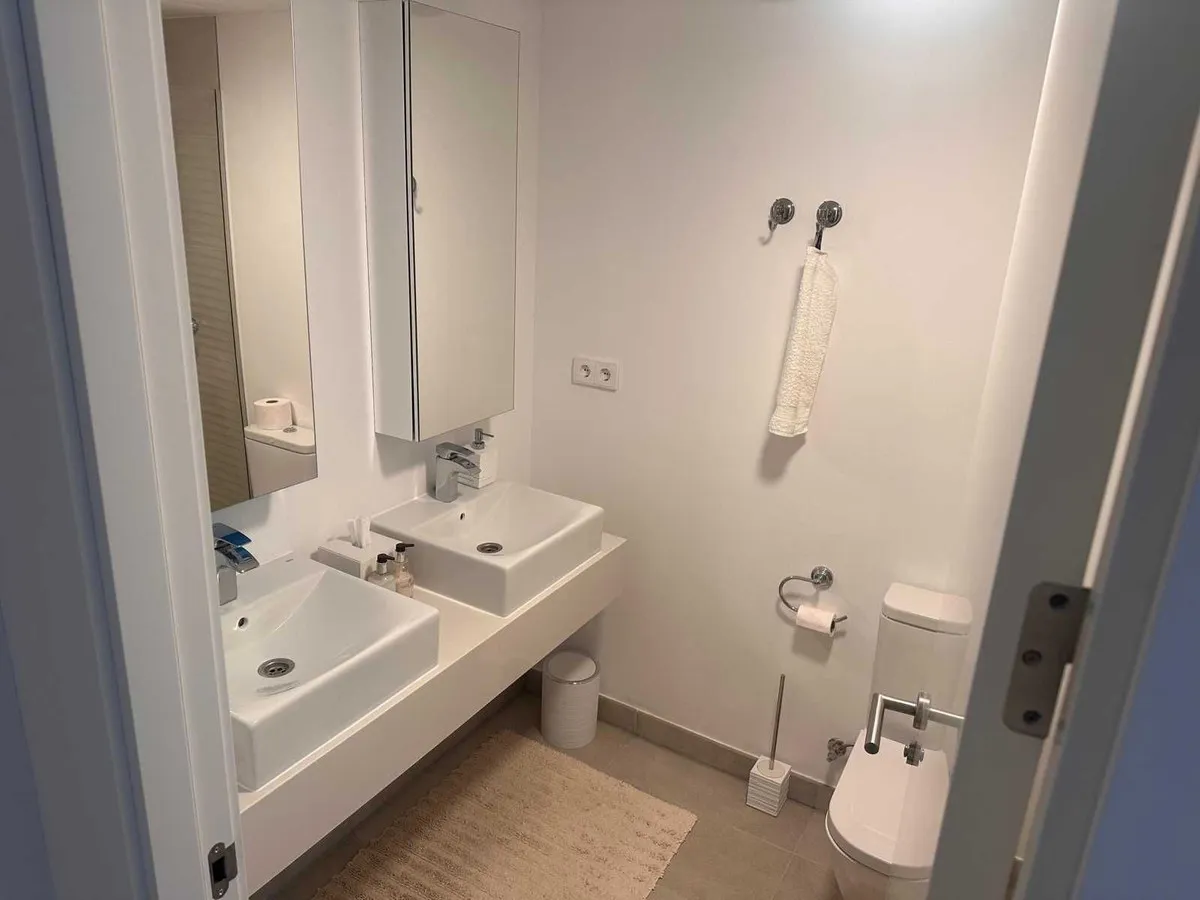 8fde9610-c895-4db0-9247-2ecf2edfa8c6