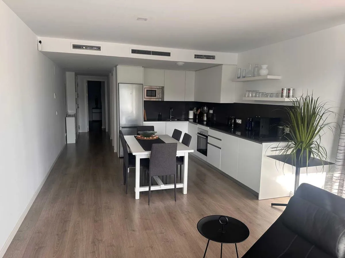 d9592820-3bd1-4ebc-b6da-9fe0ac79982a