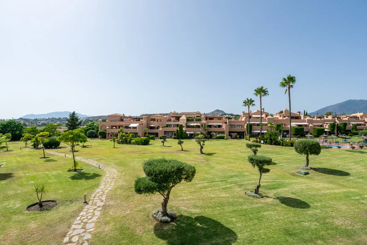 01d9da4b-d59c-4d65-9026-9c014227ea51