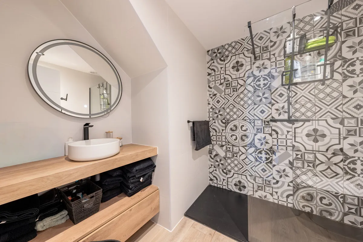 57e07dcd-f495-4be0-9b27-490aed10b75e