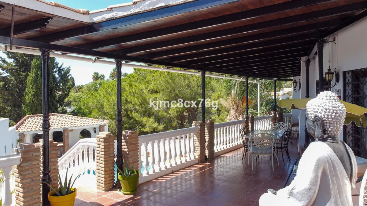 876a0d52-e10c-4282-aa8c-a5189b01e0e0