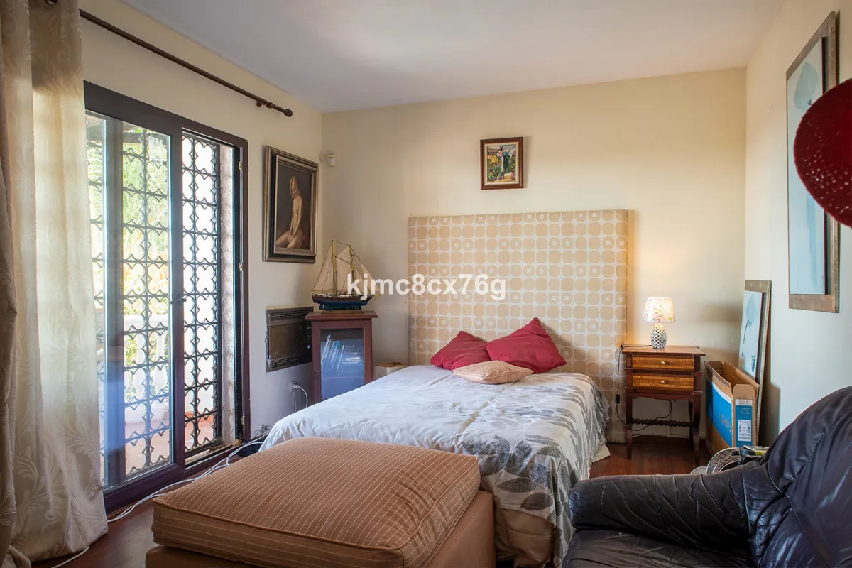 f0c12070-ccf2-407b-a8fb-575e8dbc39ac