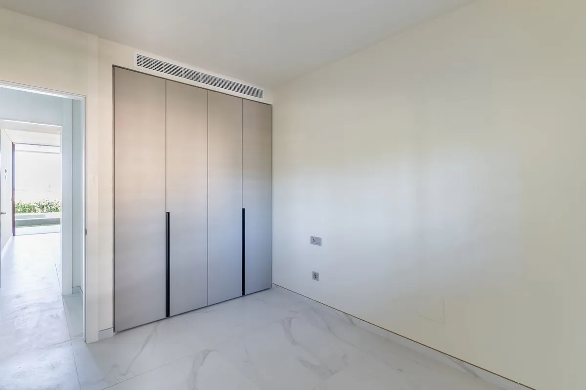 1c664a14-596e-4964-aa46-39886bff54ae