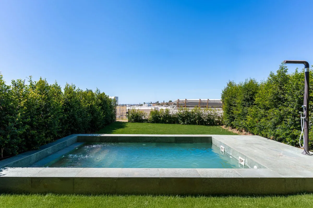 35878c9e-9a49-4522-a69c-ddd09d434249