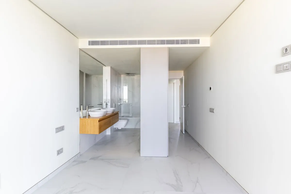 5d378bc5-7b37-4e99-9e79-a5fc8cdf1527