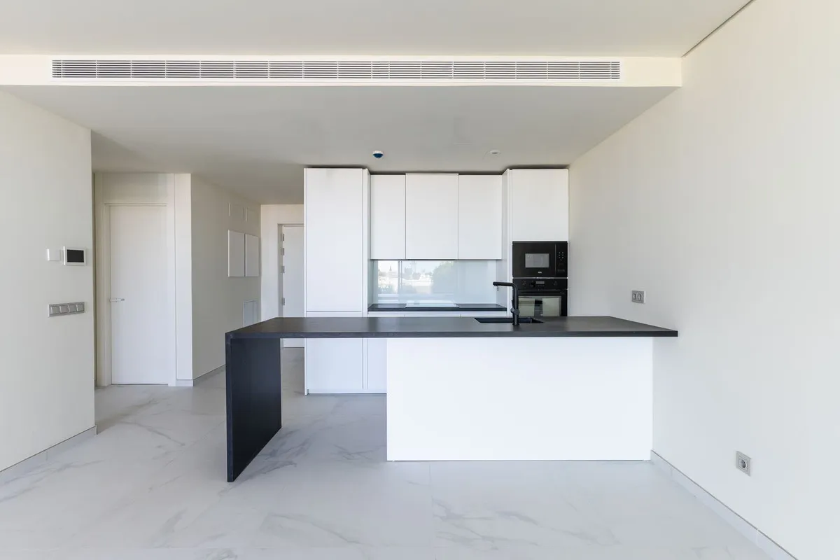 f64d3d2e-ec12-4e0a-8135-8dd140603c6d