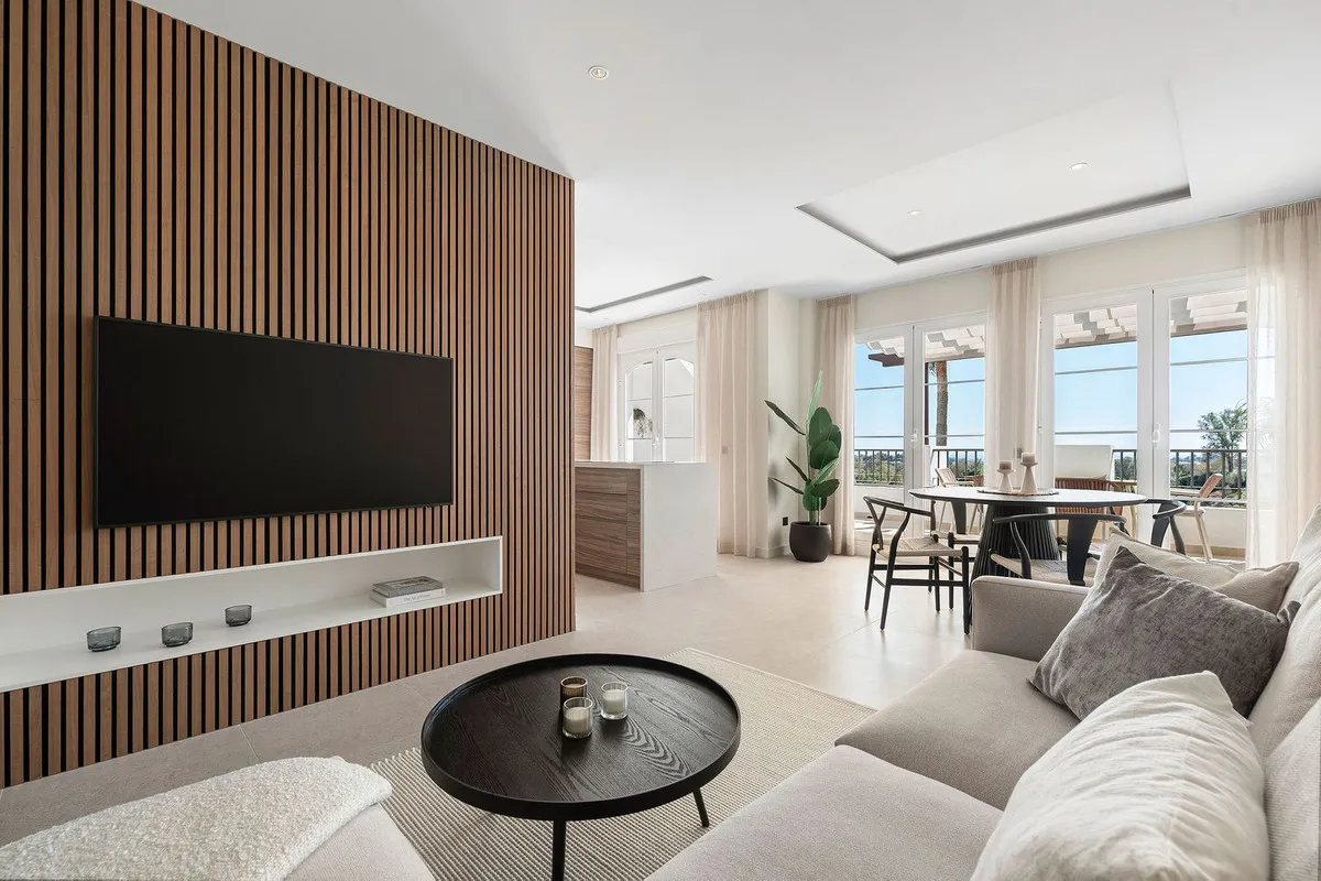 1c9dcc32-6da7-4352-866c-dba4da21504a