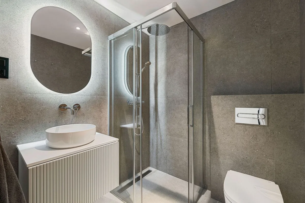 a43745ee-f2a1-4640-bc75-2167e5bc352c