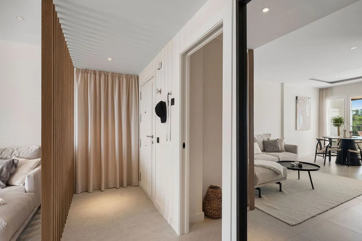 c00c96f5-c858-4466-9803-3e20c621a68c