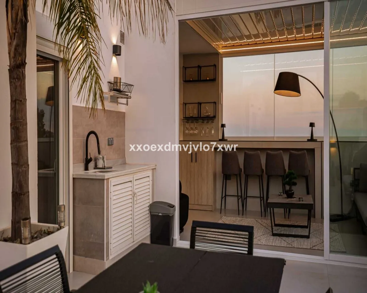 10d68ea4-f312-49ed-abb5-e38cfecb31e8