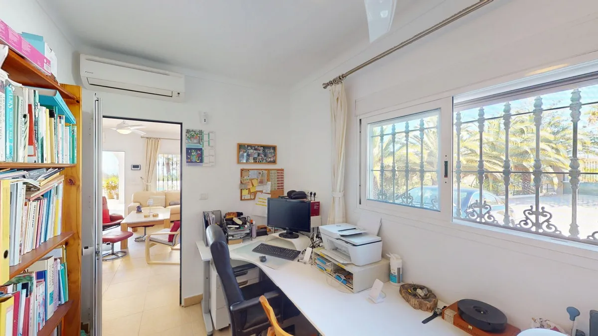 4de33bb8-a2a9-4858-a866-4dd1af388201