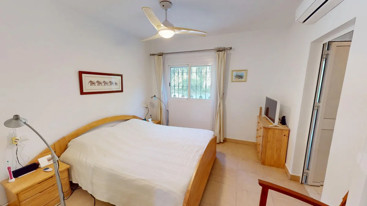 66b010cf-fbb5-458b-8413-4f9e94b30e38