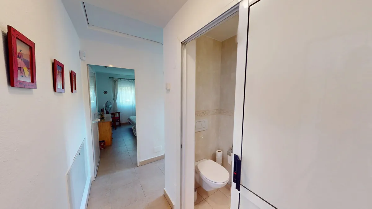 90420880-8eeb-4372-9af4-6331a0db354e