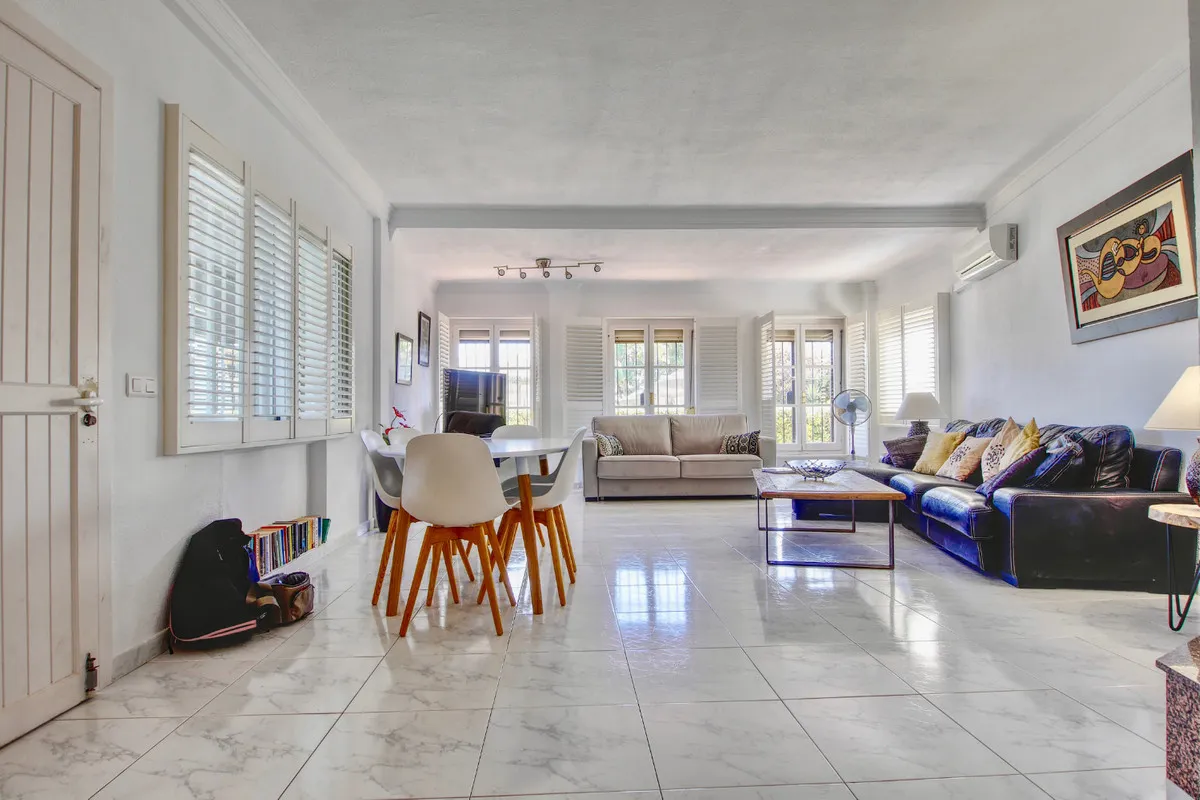 344f147f-147f-4797-98eb-24347373e231